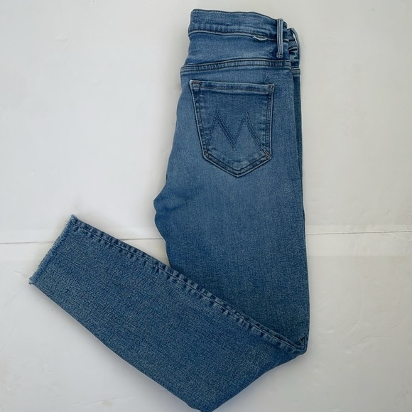 MOTHER The Stunner Ankle Fray Classic Blue Women's Jeans in Whiplash Size 27 - Picture 17 of 17